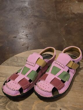 Temu Men's Outdoor Fisherman Sandals Pink & Green Colorblock NWOT Size 9.5